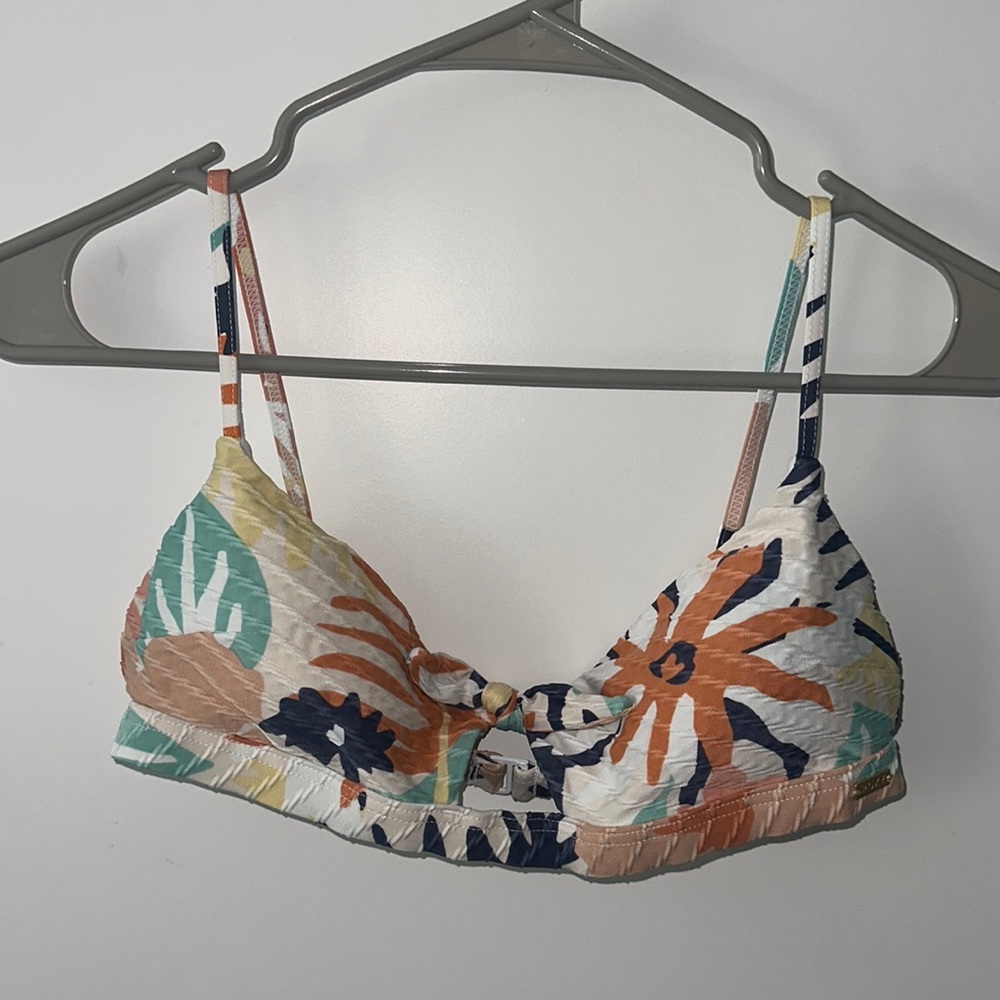 Roxy keyhole swim top size small